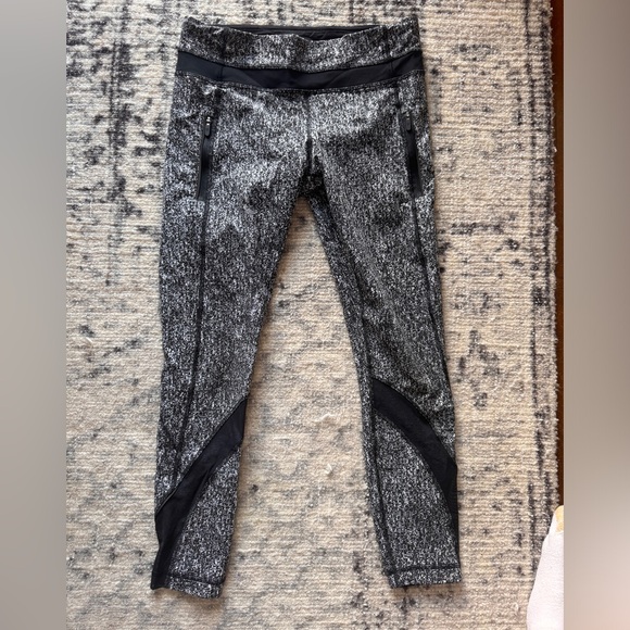 EUC Lululemon Size 8 Inspire TightII Power Luxtreme Leggings 26” Suited Jacquard - Picture 4 of 9